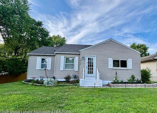 Property at 5112 W Willow Hwy, Lansing, MI 48917, 2 beds, 2 baths
