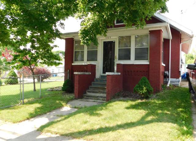 Property at 1305 May St, Lansing, MI 48906, 3 beds, 1 bath