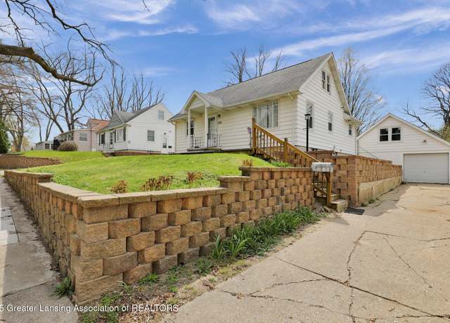 Property at 624 Vernon Ave, Lansing, MI 48910, 4 beds, 1 bath