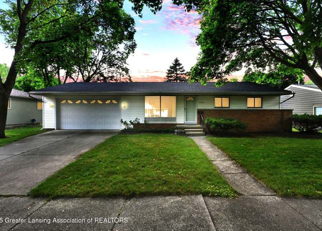 Property at 2933 E Lafayette Cir, Lansing, MI 48906, 3 beds, 1 bath