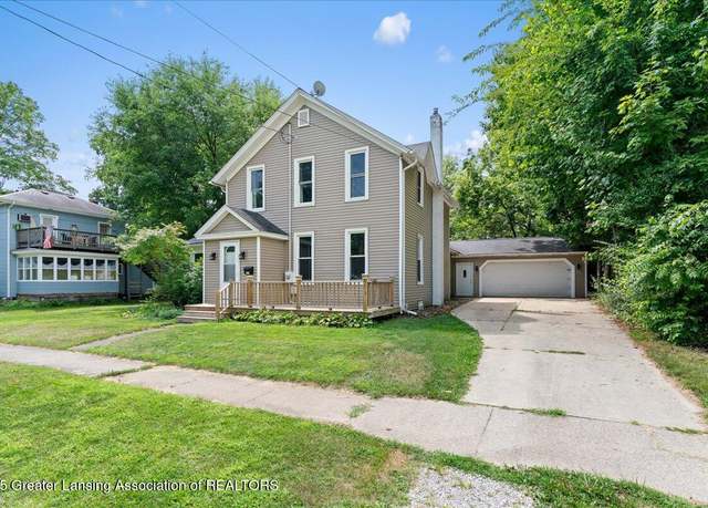 Property at 311 N Bostwick St, Charlotte, MI 48813, 3 beds, 2 baths