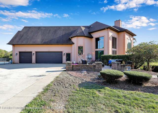 Property at 1553 N Ainger Rd, Charlotte, MI 48813, 4 beds, 4 baths