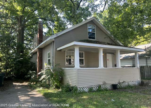 Property at 2418 Forest Ave, Lansing, MI 48910, 3 beds, 2 baths
