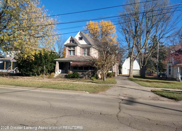 Property at 337 S Cochran Ave, Charlotte, MI 48813, 6 beds, 4 baths