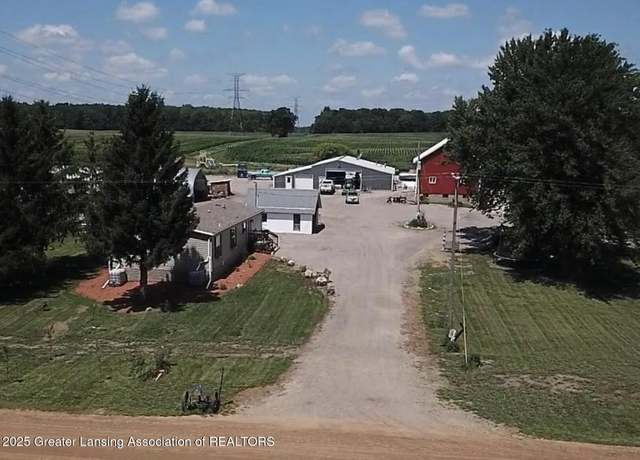Property at 2503 E Butterfield Hwy, Springport, MI 49284, 3 beds, 2 baths