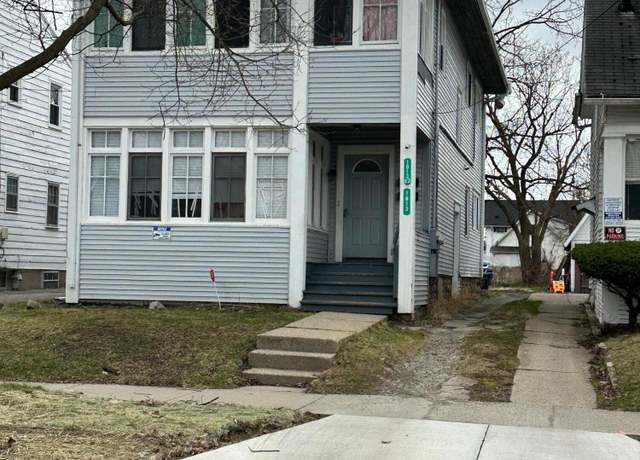 Property at 1013 W Shiawassee St, Lansing, MI 48915