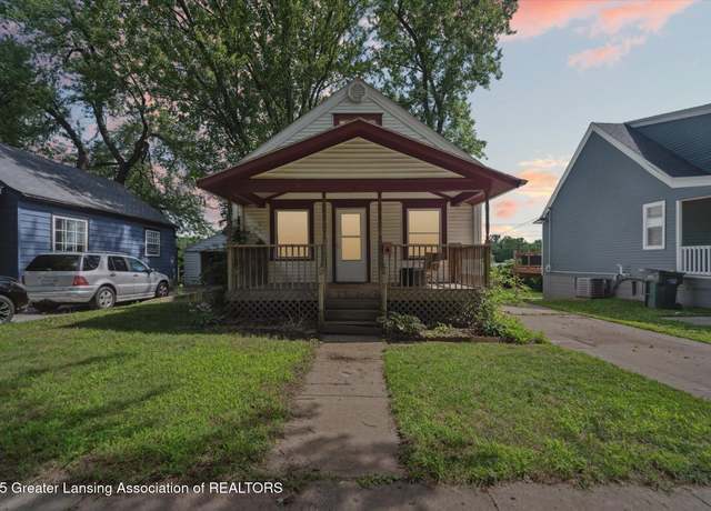 Property at 1216 Parkview St, Lansing, MI 48912, 2 beds, 1.5 baths