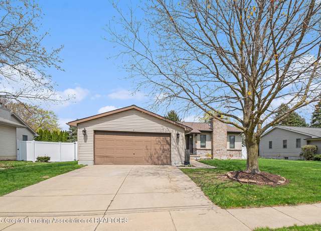 Property at 769 E Columbia St, Mason, MI 48854, 3 beds, 3 baths