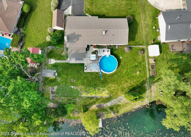 Property at 7713 Jon Scott Dr, Grand Ledge, MI 48837, 4 beds, 1.5 baths