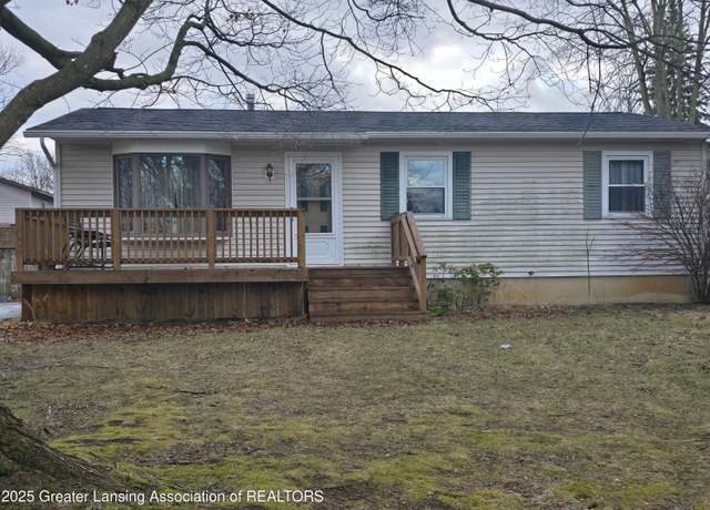 Property at 404 E 2nd North St, Laingsburg, MI 48848, 3 beds, 1 bath