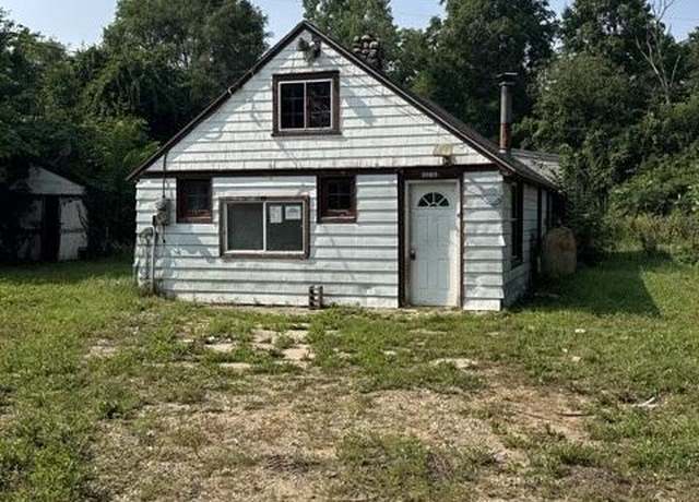 Property at 1909 Perrine Rd, Rives Junction, MI 49277, 2 beds, 1 bath