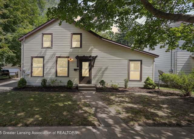 Property at 317 Pearl St, Charlotte, MI 48813, 5 beds, 2 baths