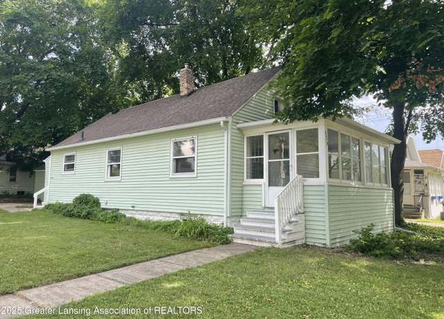 Property at 2519 S Washington Ave, Lansing, MI 48910, 2 beds, 1 bath