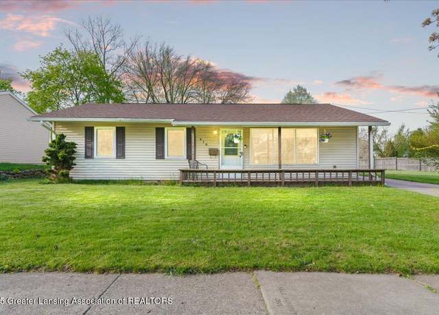 Property at 616 Beechwood St, Lansing, MI 48910, 4 beds, 2 baths