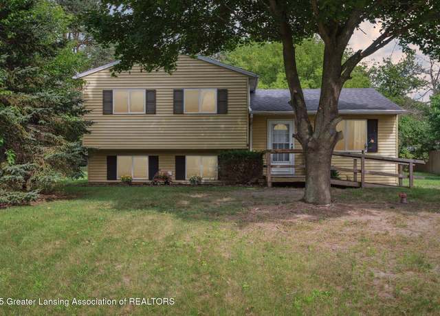 Property at 13179 Heather Ln, Perry, MI 48872, 4 beds, 2 baths