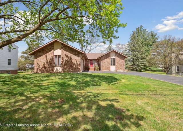 Property at 4252 W Willow Hwy, Lansing, MI 48917, 4 beds, 2 baths