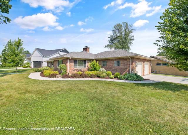 Property at 1533 Cambridge Rd, Lansing, MI 48911, 3 beds, 2 baths