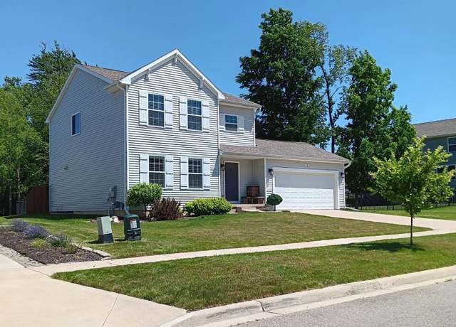 Property at 1125 River Oaks Dr, Dewitt, MI 48820, 4 beds, 2.5 baths