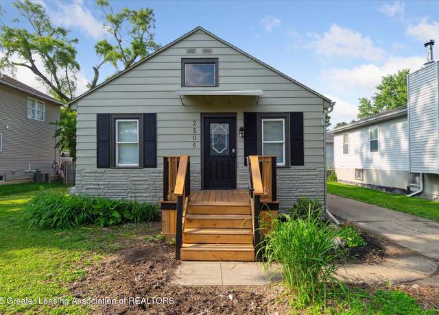 Property at 2506 W Kalamazoo St, Lansing, MI 48917, 2 beds, 1.5 baths