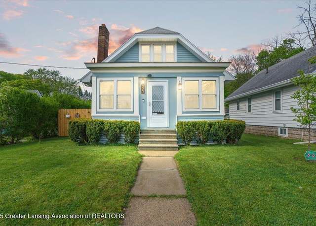 Property at 820 W Mount Hope Ave, Lansing, MI 48910, 3 beds, 1 bath