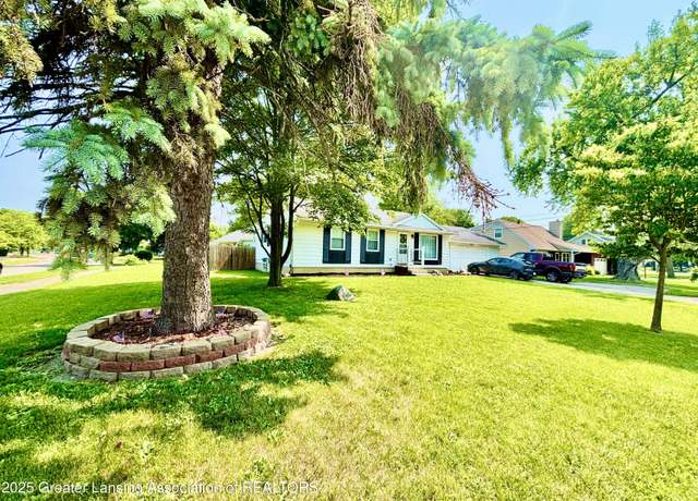 Property at 3130 Delta River Dr, Lansing, MI 48906, 2 beds, 2 baths