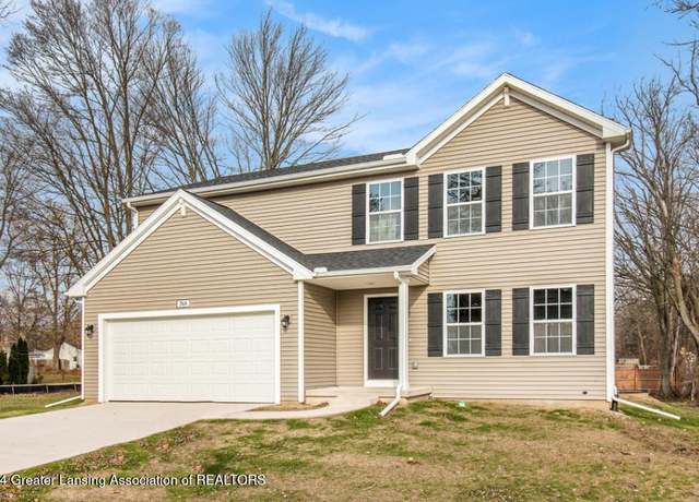 Property at 768 W Seminary St, Charlotte, MI 48813, 4 beds, 2.5 baths