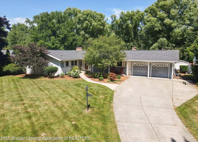 Property at 4668 Nakoma Dr, Okemos, MI 48864, 3 beds, 2.5 baths