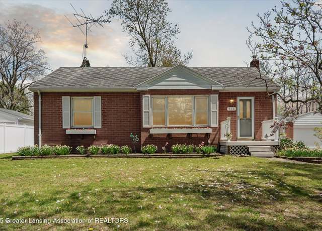 Property at 918 Clark Rd, Lansing, MI 48917, 3 beds, 2 baths