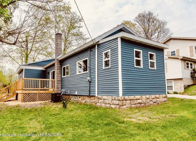 Property at 155 N Bridge St, Dimondale, MI 48821, 3 beds, 1 bath