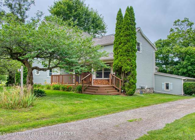 Property at 7712 S M 52, Owosso, MI 48867, 4 beds, 3 baths