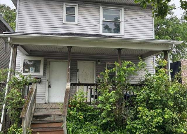 Property at 917 E Kalamazoo St, Lansing, MI 48912