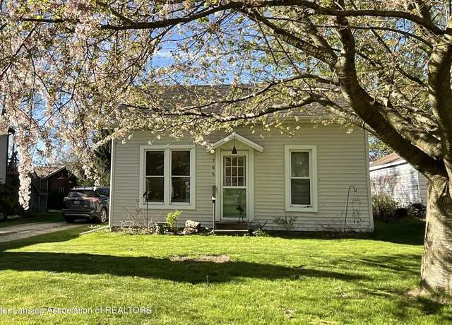 Property at 765 W Seminary St, Charlotte, MI 48813, 2 beds, 1 bath
