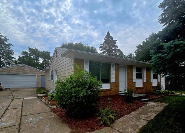 Property at 1554 Huntshire Dr, Holt, MI 48842, 3 beds, 1 bath