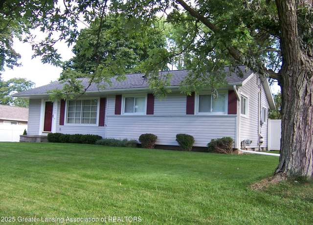 Property at 2666 Roseland Ave, East Lansing, MI 48823, 3 beds, 1.5 baths