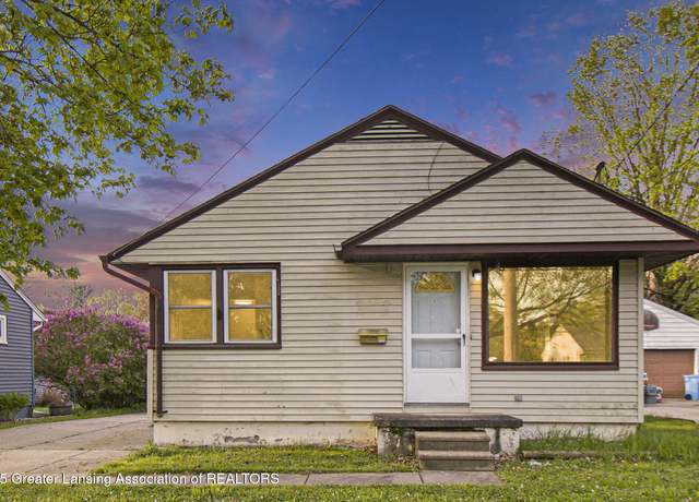Property at 1925 Hillcrest St, Lansing, MI 48910, 3 beds, 1 bath
