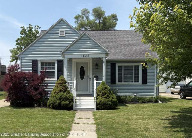 Property at 1828 Park Ave, Lansing, MI 48910, 3 beds, 1 bath