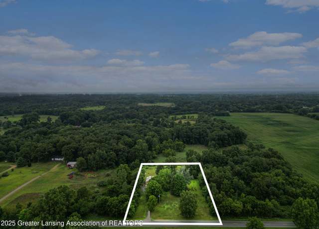 Property at 1901 Catholic Church Rd, Stockbridge, MI 49285, 3 beds, 1 bath