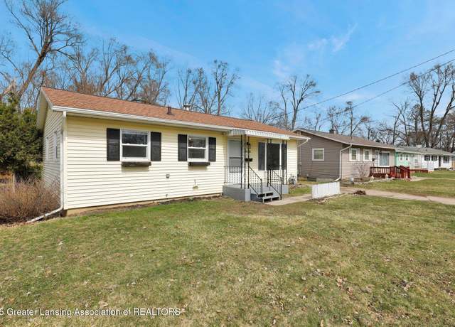 Property at 930 Dornell Ave, Lansing, MI 48910, 3 beds, 1 bath