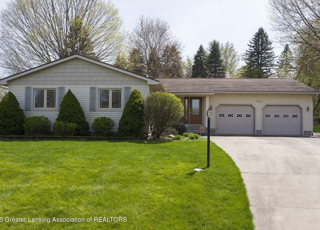 Property at 1117 S Geneva Dr, Dewitt, MI 48820, 3 beds, 2.5 baths