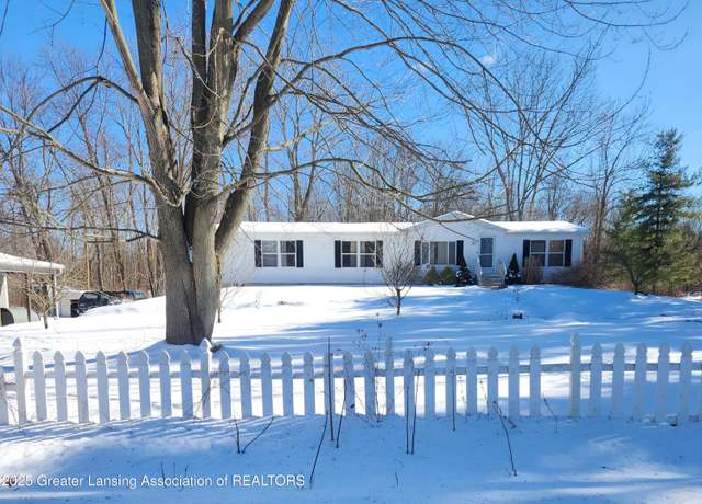 Property at 9050 Zion Rd, Rives Junction, MI 49277, 3 beds, 2 baths