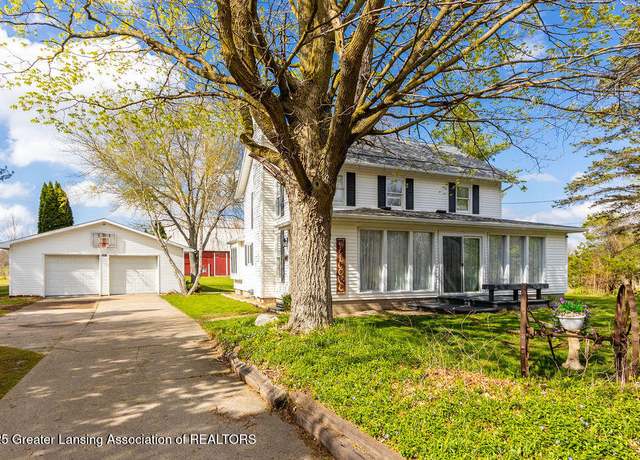 Property at 1061 E Sherwood Rd, Williamston, MI 48895, 4 beds, 2 baths