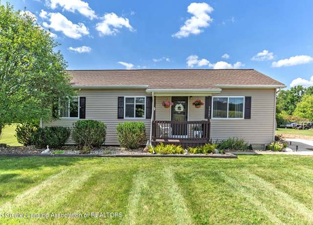 Property at 7717 N Wacousta Rd, Fowler, MI 48835, 3 beds, 1 bath
