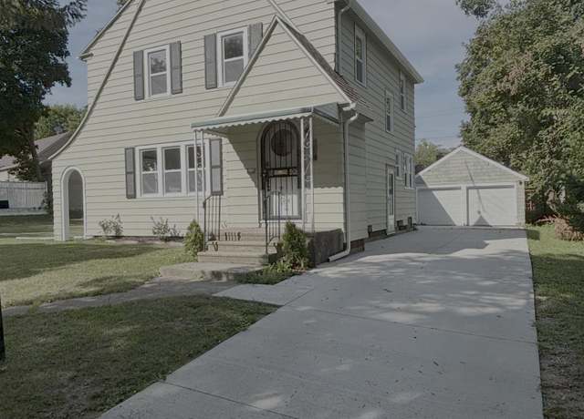 Property at 224 West St, Lansing, MI 48915, 4 beds, 2 baths