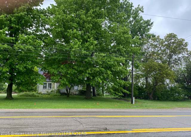 Property at 4993 W Grand River Ave, Lansing, MI 48906, 2 beds, 1 bath