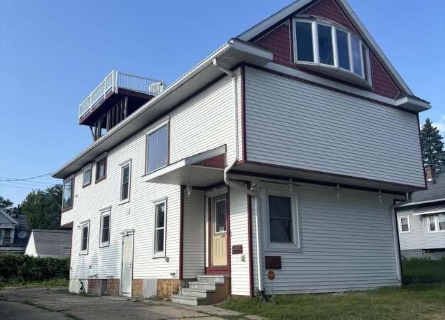 Property at 1103 Walsh St, Lansing, MI 48912, 6 beds, 2.5 baths