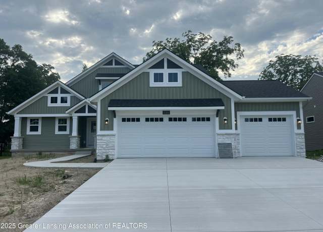Property at 11350 Traverse Dr, Grand Ledge, MI 48837, 3 beds, 2.5 baths