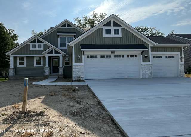 Property at 11350 Traverse Dr, Grand Ledge, MI 48837, 3 beds, 2.5 baths