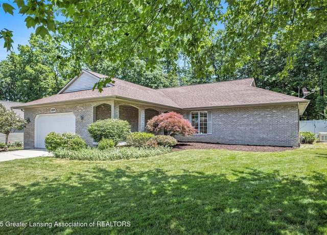 Property at 5800 Bent Tree Dr, East Lansing, MI 48823, 3 beds, 2 baths