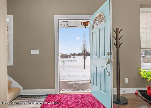 Property at 1834 Acadia, Lansing, MI 48917, 4 beds, 2.5 baths