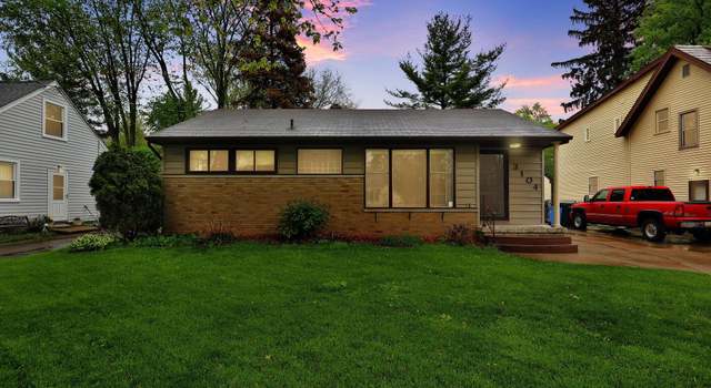 Photo of 3104 Westwood Ave, Lansing, MI 48906